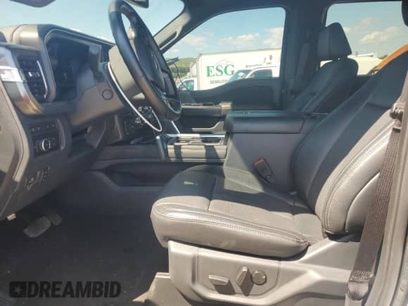 2023 Ford F-250 XL z VIN 1FT7W2BT1PED78938, wystawiony jako Copart lot #65888665 z przebiegiem 14 236 mil mil oraz Nie do naprawy • Non repairable. Historia ofert i sprzedaży dostępna na DreamBid. Obrazek 7.