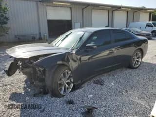 2022 Dodge Charger SXT z VIN 2C3CDXBG8NH186057, wystawiony jako Copart lot #63283385 z przebiegiem 52 834 mil mil oraz Szkoda całkowita • Salvage title. Historia ofert i sprzedaży dostępna na DreamBid. Obrazek 1.