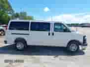 2018 Chevrolet Express Passenger LT с VIN 1GAZGMFP2J1320262, выставлен на аукционе IAAI как лот 43212956 с пробегом 65 015 миль миль и . История ставок и продаж доступна на DreamBid. Изображение 13.