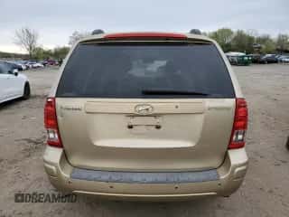 2008 Hyundai Entourage GLS с VIN KNDMC233886055461, выставлен на аукционе Copart как лот 52511165 с пробегом 215 885 миль миль и Списание • Salvage title. История ставок и продаж доступна на DreamBid. Изображение 6.