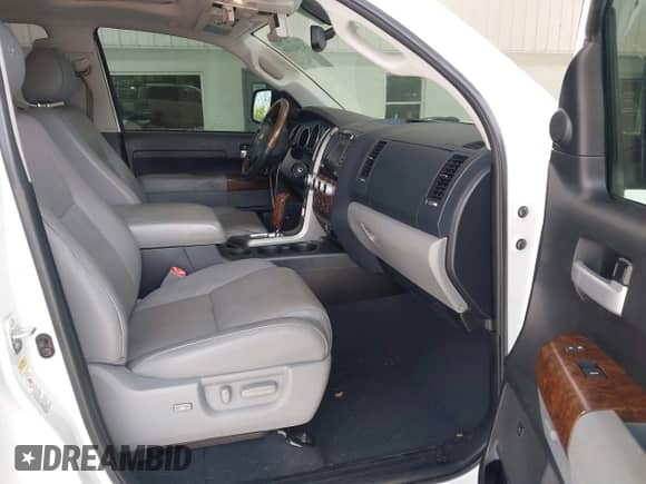 2013 Toyota Tundra Limited с VIN 5TFHW5F15DX321804, выставлен на аукционе IAAI как лот 42903708 с пробегом 114 587 миль миль и . История ставок и продаж доступна на DreamBid. Изображение 5.