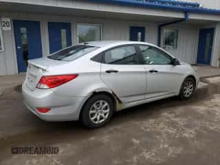 2012 Hyundai Accent GLS z VIN KMHCT4AE4CU040774, wystawiony jako Copart lot #87379495 z przebiegiem 114 351 mil mil oraz Szkoda całkowita • Salvage title. Historia ofert i sprzedaży dostępna na DreamBid. Obrazek 3.