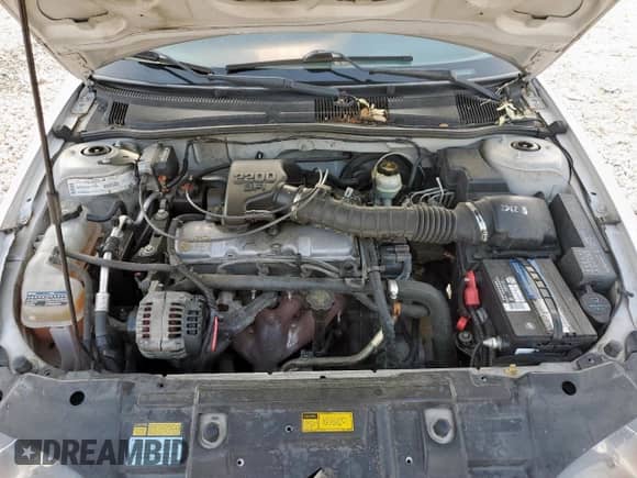 2000 Chevrolet Cavalier with VIN 1G1JC1243Y7363101, listed as a Copart auction lot 57591485 with 252,742 mi miles and Salvage title. Bid and sale history available at DreamBid. Image 11.