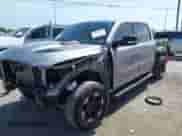 2022 Ram 1500 Rebel z VIN 1C6SRFLT2NN351050, wystawiony jako IAAI lot #41976882 z przebiegiem 59 490 mil mil oraz . Historia ofert i sprzedaży dostępna na DreamBid. Obrazek 2.