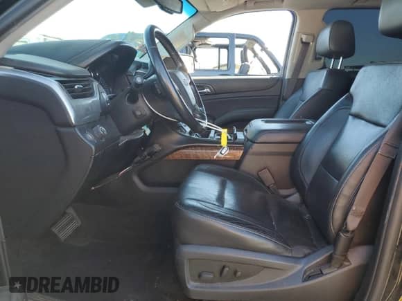 2015 Chevrolet Suburban LTZ с VIN 1GNSCKKC8FR145169, выставлен на аукционе Copart как лот 87014825 с пробегом 172 308 миль миль и Чистый • Clean title. История ставок и продаж доступна на DreamBid. Изображение 7.