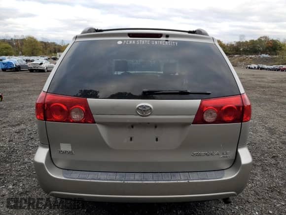 2008 Toyota Sienna LE with VIN 5TDBK23C78S009971, listed as a Copart auction lot 89908385 with 238,041 mi miles and Salvage title. Bid and sale history available at DreamBid. Image 6.