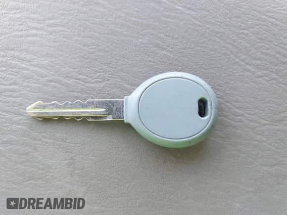 2002 Jeep Grand Cherokee с VIN 1J4GX38S12C244933, выставлен на аукционе IAAI как лот 42037931 с пробегом 171 201 миль миль и . История ставок и продаж доступна на DreamBid. Изображение 11.