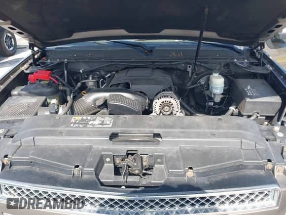 2012 Chevrolet Suburban LT с VIN 1GNSKJE72CR130111, выставлен на аукционе IAAI как лот 42699365 с пробегом 216 827 миль миль и . История ставок и продаж доступна на DreamBid. Изображение 10.