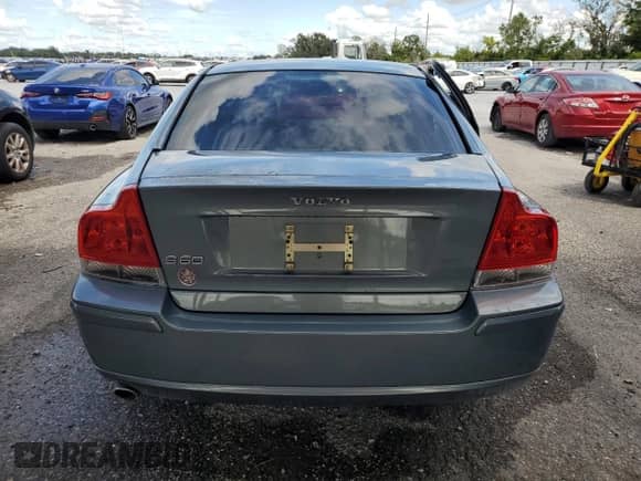 2005 Volvo S60 с VIN YV1RS592752474469, выставлен на аукционе Copart как лот 70924455 с пробегом 124 230 миль миль и Списание • Salvage title. История ставок и продаж доступна на DreamBid. Изображение 6.