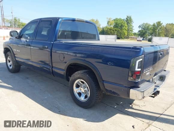 2003 Dodge 1500 ST z VIN 1D7HA18D43S219474, wystawiony jako IAAI lot #43258542 z przebiegiem 132 332 mil mil oraz . Historia ofert i sprzedaży dostępna na DreamBid. Obrazek 3.