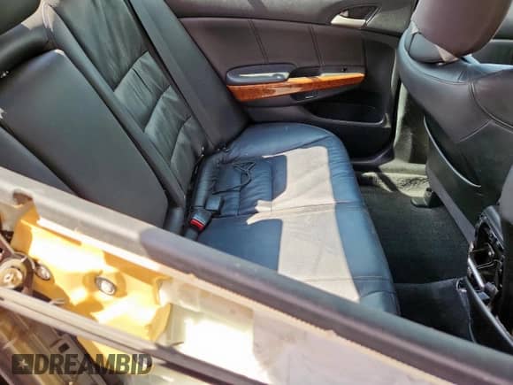 2011 Honda Accord EX-L z VIN 1HGCP2F89BA039833, wystawiony jako Copart lot #85136265 z przebiegiem Nie podano mil oraz Szkoda całkowita • Salvage title. Historia ofert i sprzedaży dostępna na DreamBid. Obrazek 10.