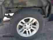 2011 Chevrolet Silverado 1500 LT z VIN 1GCRKSE36BZ249997, wystawiony jako IAAI lot #43349815 z przebiegiem 251 194 mil mil oraz . Historia ofert i sprzedaży dostępna na DreamBid. Obrazek 17.