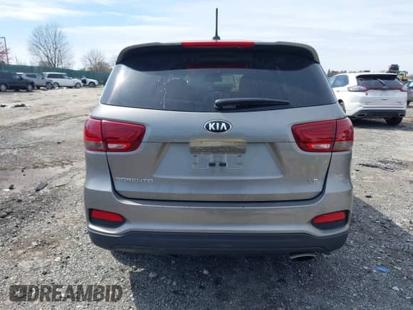 2019 Kia Sorento S z VIN 5XYPGDA59KG508363, wystawiony jako IAAI lot #41937863 z przebiegiem 52 308 mil mil oraz . Historia ofert i sprzedaży dostępna na DreamBid. Obrazek 15.