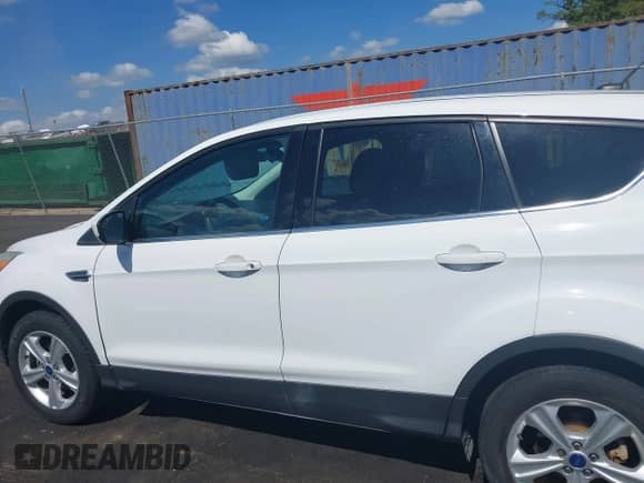 2014 Ford Escape SE с VIN 1FMCU0GX1EUA78738, выставлен на аукционе IAAI как лот 43308315 с пробегом 145 912 миль миль и . История ставок и продаж доступна на DreamBid. Изображение 15.