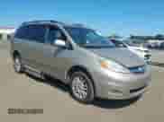 2010 Toyota Sienna XLE с VIN 5TDYK4CC3AS332779, выставлен на аукционе IAAI как лот 42939681 с пробегом 106 477 миль миль и . История ставок и продаж доступна на DreamBid. Изображение 1.