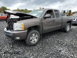 2007 Chevrolet Silverado 1500 1LT z VIN 2GCEK190471569232, wystawiony jako Copart lot #81543375 z przebiegiem Nie podano mil oraz Szkoda całkowita • Salvage title. Historia ofert i sprzedaży dostępna na DreamBid. Obrazek 1.