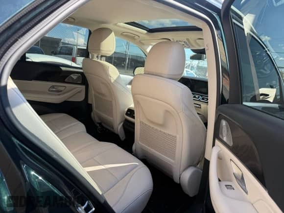 2021 Mercedes-Benz GLE 350 z VIN 4JGFB4JB7MA496843, wystawiony jako Copart lot #85404335 z przebiegiem Nie podano mil oraz Czysty tytuł • Clean title. Historia ofert i sprzedaży dostępna na DreamBid. Obrazek 6.