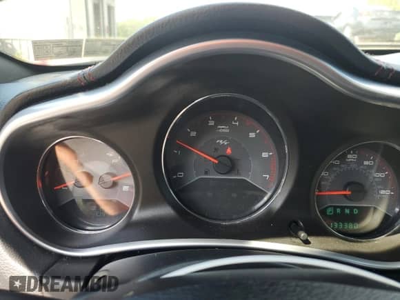 2012 Dodge Avenger R/T z VIN 1C3CDZBGXCN218149, wystawiony jako Copart lot #71328255 z przebiegiem 133 380 mil mil oraz Szkoda całkowita • Salvage title. Historia ofert i sprzedaży dostępna na DreamBid. Obrazek 9.