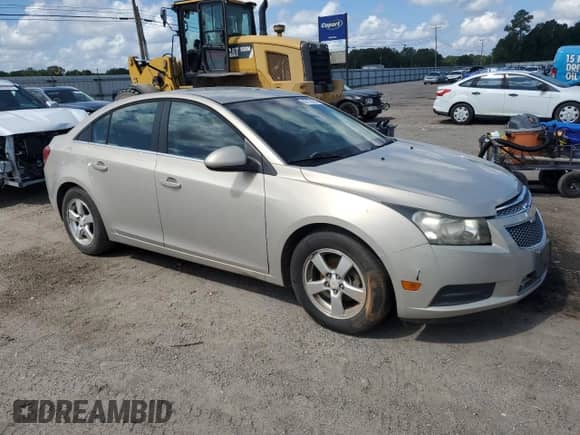 2011 Chevrolet Cruze 1FL with VIN 1G1PE5S95B7109761, listed as a Copart auction lot 69176695 with 125,381 mi miles and Salvage title. Bid and sale history available at DreamBid. Image 4.