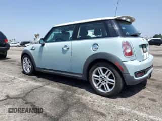 2013 MINI Hardtop S with VIN WMWSV3C5XDT390187, listed as a Copart auction lot 62964065 with 114,094 mi miles and Clean title. Bid and sale history available at DreamBid. Image 2.