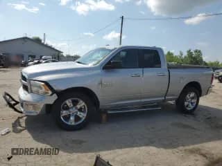 2018 Ram 1500 SLT z VIN 1C6RR6GG3JS303838, wystawiony jako Copart lot #64387815 z przebiegiem 137 099 mil mil oraz Szkoda całkowita • Salvage title. Historia ofert i sprzedaży dostępna na DreamBid. Obrazek 1.