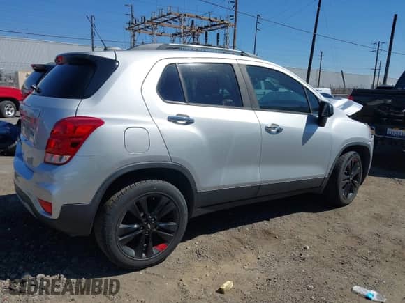 2019 Chevrolet Trax LT с VIN 3GNCJLSB0KL341616, выставлен на аукционе IAAI как лот 43184259 с пробегом 77 944 миль миль и . История ставок и продаж доступна на DreamBid. Изображение 4.