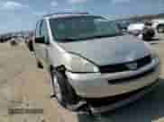 2005 Toyota Sienna LE with VIN 5TDBA23C75S035923, listed as a Copart auction lot 47545705 with 189,615 mi miles and Salvage title. Bid and sale history available at DreamBid. Image 12.