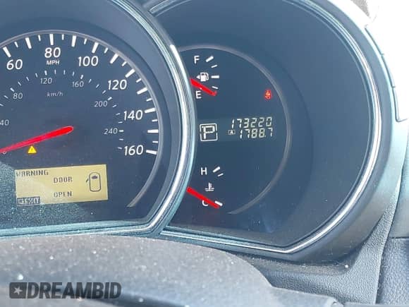 2014 Nissan Murano SV с VIN JN8AZ1MU1EW407850, выставлен на аукционе IAAI как лот 41225737 с пробегом 173 220 миль миль и . История ставок и продаж доступна на DreamBid. Изображение 15.