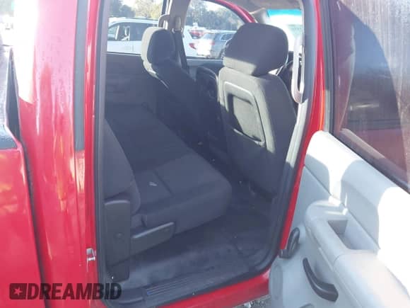 2013 GMC Sierra 1500 Work Truck z VIN 3GTP2TEAXDG243635, wystawiony jako IAAI lot #43142554 z przebiegiem 103 762 mil mil oraz . Historia ofert i sprzedaży dostępna na DreamBid. Obrazek 8.