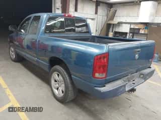 2005 Dodge 1500 SLT с VIN 1D7HA18D05S105930, выставлен на аукционе IAAI как лот 43281128 с пробегом 187 729 миль миль и . История ставок и продаж доступна на DreamBid. Изображение 3.