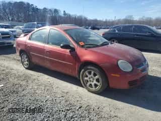 2005 Dodge Neon SXT z VIN 1B3ES56C75D279432, wystawiony jako Copart lot #42587605 z przebiegiem Nie podano mil oraz Szkoda całkowita • Salvage title. Historia ofert i sprzedaży dostępna na DreamBid. Obrazek 4.