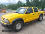 2002 Chevrolet S-10 LS с VIN 1GCDT13W32K239841, выставлен на аукционе IAAI как лот 42595721 с пробегом 304 261 миль миль и . История ставок и продаж доступна на DreamBid. Изображение 2.