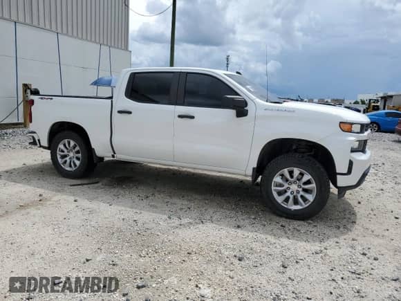 2020 Chevrolet Silverado 1500 Custom с VIN 3GCUYBEF4LG382990, выставлен на аукционе Copart как лот 71711325 с пробегом 86 813 миль миль и Списание • Salvage title. История ставок и продаж доступна на DreamBid. Изображение 4.