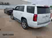 2017 Chevrolet Tahoe Premier z VIN 1GNSCCKC8HR255664, wystawiony jako IAAI lot #42020480 z przebiegiem 97 968 mil mil oraz . Historia ofert i sprzedaży dostępna na DreamBid. Obrazek 3.
