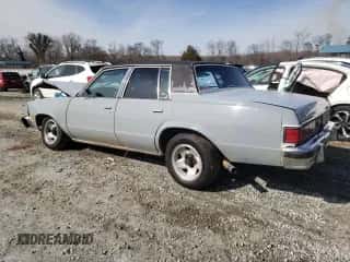 1982 Chevrolet Malibu Classic с VIN 1G1AW69J4CR214063, выставлен на аукционе Copart как лот 45906495 с пробегом Не указан миль и Списание • Salvage title. История ставок и продаж доступна на DreamBid. Изображение 2.