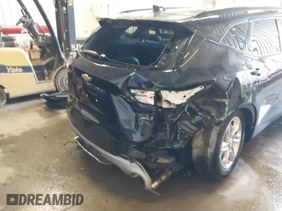 2020 Chevrolet Blazer LT с VIN 3GNKBJRSXLS579127, выставлен на аукционе IAAI как лот 41654108 с пробегом 30 398 миль миль и . История ставок и продаж доступна на DreamBid. Изображение 6.