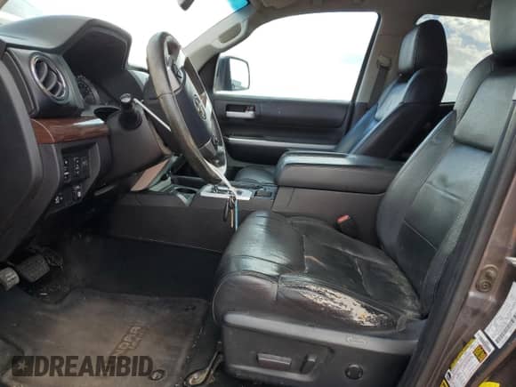 2014 Toyota Tundra Limited с VIN 5TFBW5F17EX399458, выставлен на аукционе Copart как лот 82438125 с пробегом 193 781 миль миль и Списание • Salvage title. История ставок и продаж доступна на DreamBid. Изображение 7.