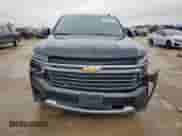 2023 Chevrolet Tahoe LT z VIN 1GNSCNKD6PR197847, wystawiony jako Copart lot #51952165 z przebiegiem 40 792 mil mil oraz Czysty tytuł • Clean title. Historia ofert i sprzedaży dostępna na DreamBid. Obrazek 5.