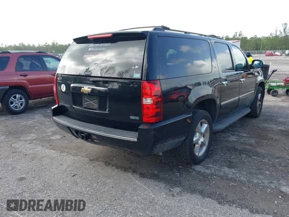 2011 Chevrolet Suburban LTZ с VIN 1GNSKKE36BR357058, выставлен на аукционе IAAI как лот 42834301 с пробегом 205 001 миль миль и . История ставок и продаж доступна на DreamBid. Изображение 4.