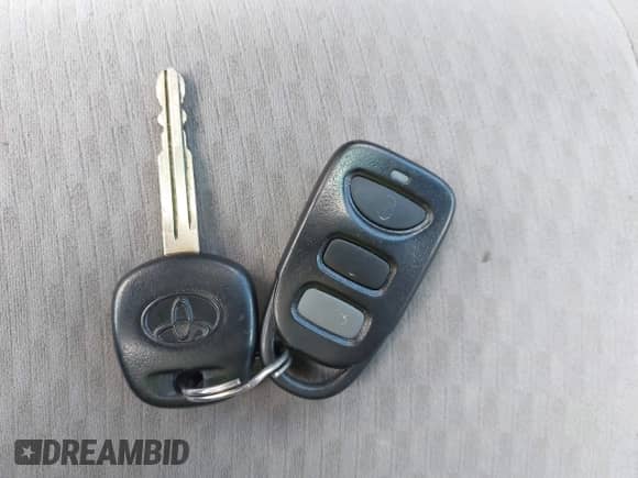 2008 Toyota Highlander z VIN JTEES41A082105888, wystawiony jako IAAI lot #43456404 z przebiegiem 281 764 mil mil oraz . Historia ofert i sprzedaży dostępna na DreamBid. Obrazek 11.