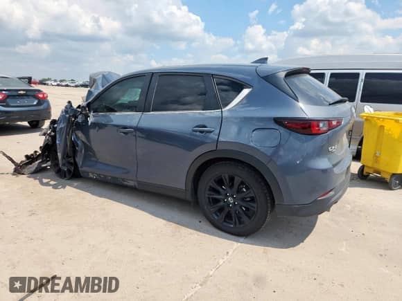 2024 Mazda CX-5 S Preferred z VIN JM3KFBCL5R0412704, wystawiony jako Copart lot #70064615 z przebiegiem Nie podano mil oraz Szkoda całkowita • Salvage title. Historia ofert i sprzedaży dostępna na DreamBid. Obrazek 2.