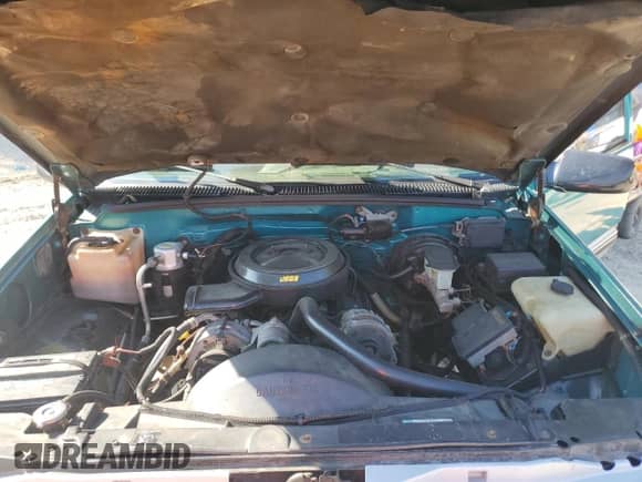 1995 Chevrolet Silverado 1500 с VIN 2GCEC19KXS1163351, выставлен на аукционе Copart как лот 80561805 с пробегом 269 118 миль миль и Списание • Salvage title. История ставок и продаж доступна на DreamBid. Изображение 11.