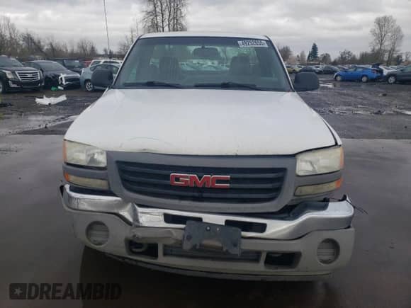2007 GMC Sierra 1500 Work Truck z VIN 3GTEC14X57G232125, wystawiony jako Copart lot #49252655 z przebiegiem 303 880 mil mil oraz Szkoda całkowita • Salvage title. Historia ofert i sprzedaży dostępna na DreamBid. Obrazek 5.