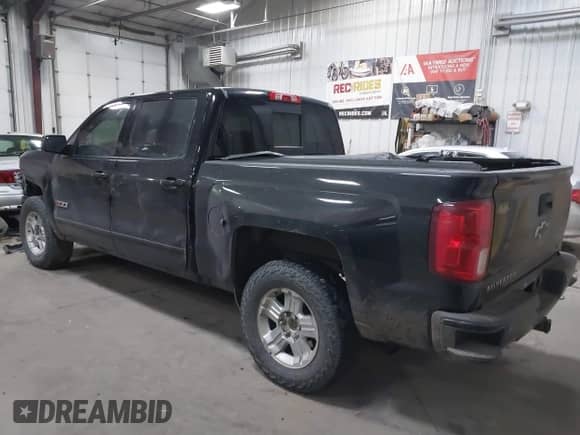2017 Chevrolet Silverado 1500 LTZ z VIN 3GCUKSEJ3HG382718, wystawiony jako IAAI lot #41426789 z przebiegiem 145 620 mil mil oraz . Historia ofert i sprzedaży dostępna na DreamBid. Obrazek 3.