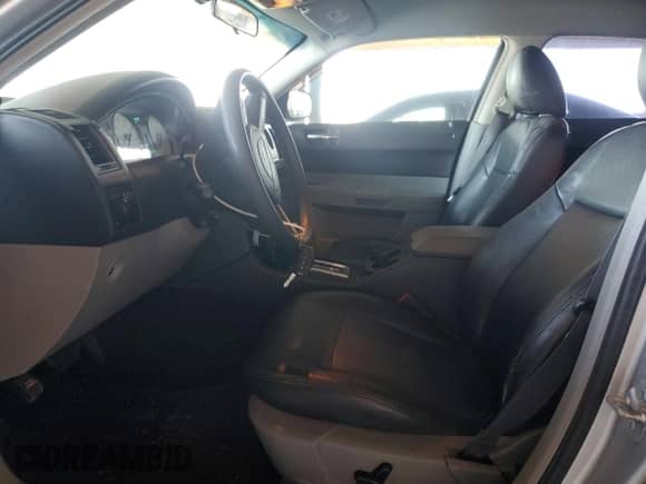 2007 Chrysler 300 with VIN 2C3KA43R37H785728, listed as a Copart auction lot 82369005 with 140,326 mi miles and Salvage title. Bid and sale history available at DreamBid. Image 7.