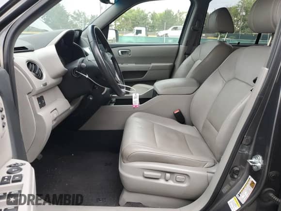 2010 Honda Pilot Touring with VIN 5FNYF4H88AB015853, listed as a Copart auction lot 66453385 with 75,124 mi miles and Clean title. Bid and sale history available at DreamBid. Image 7.