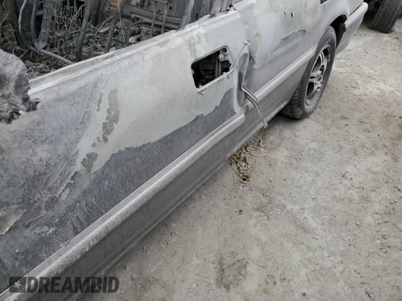 1990 Honda Civic с VIN 1HGED365XLA053660, выставлен на аукционе Copart как лот 72291214 с пробегом Не указан миль и На запчасти • Non repairable. История ставок и продаж доступна на DreamBid. Изображение 12.