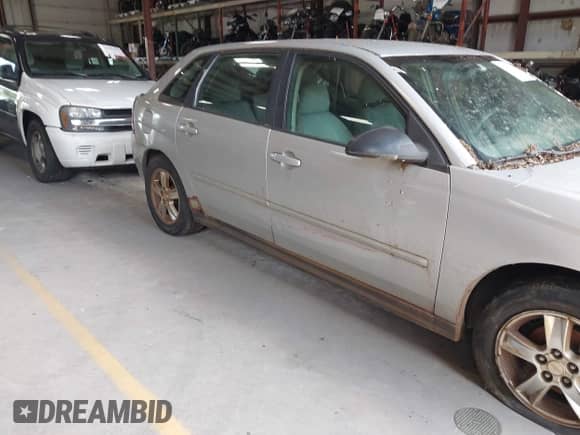 2005 Chevrolet Malibu Maxx LS z VIN 1G1ZT64845F206307, wystawiony jako IAAI lot #42616191 z przebiegiem 193 182 mil mil oraz . Historia ofert i sprzedaży dostępna na DreamBid. Obrazek 6.