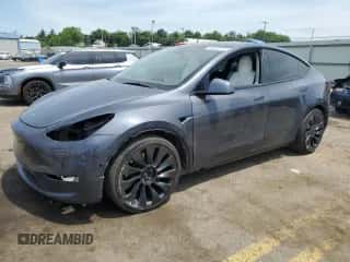 2021 Tesla Model Y Performance with VIN 5YJYGDEF5MF219935, listed as a Copart auction lot 56805714 with 31,980 mi miles and Salvage title. Bid and sale history available at DreamBid. Image 1.