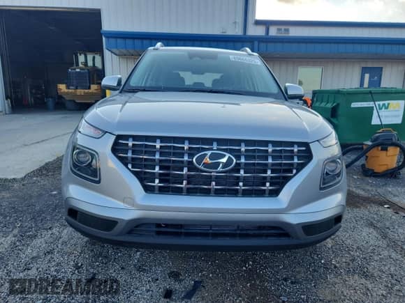 2025 Hyundai Venue SEL с VIN KMHRC8A33SU369948, выставлен на аукционе Copart как лот 69665325 с пробегом 24 миль миль и Списание • Salvage title. История ставок и продаж доступна на DreamBid. Изображение 5.